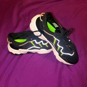 Womens Adidas Ozweego Shoes
